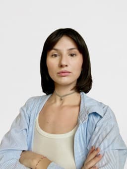 A profile image of Valeria